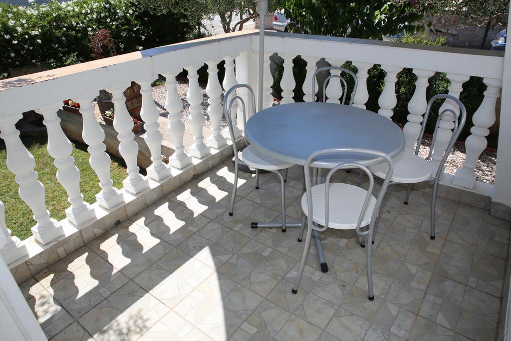Apartmani Sprljan Vodice Extérieur photo