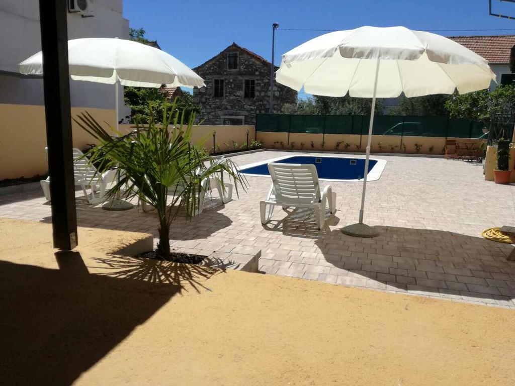 Apartmani Sprljan Vodice Extérieur photo