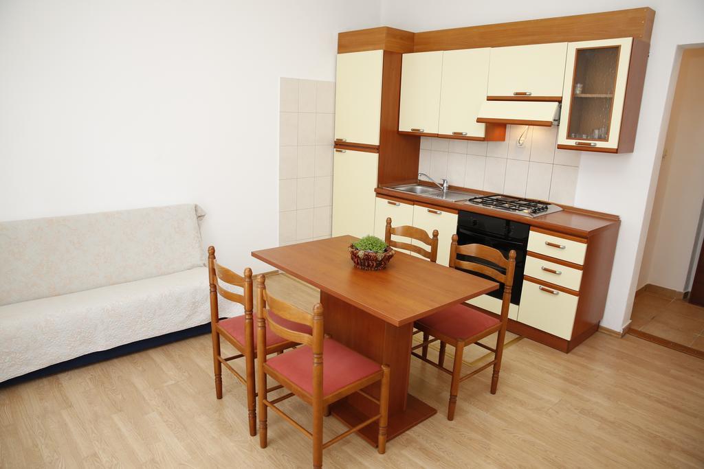 Apartmani Sprljan Vodice Extérieur photo